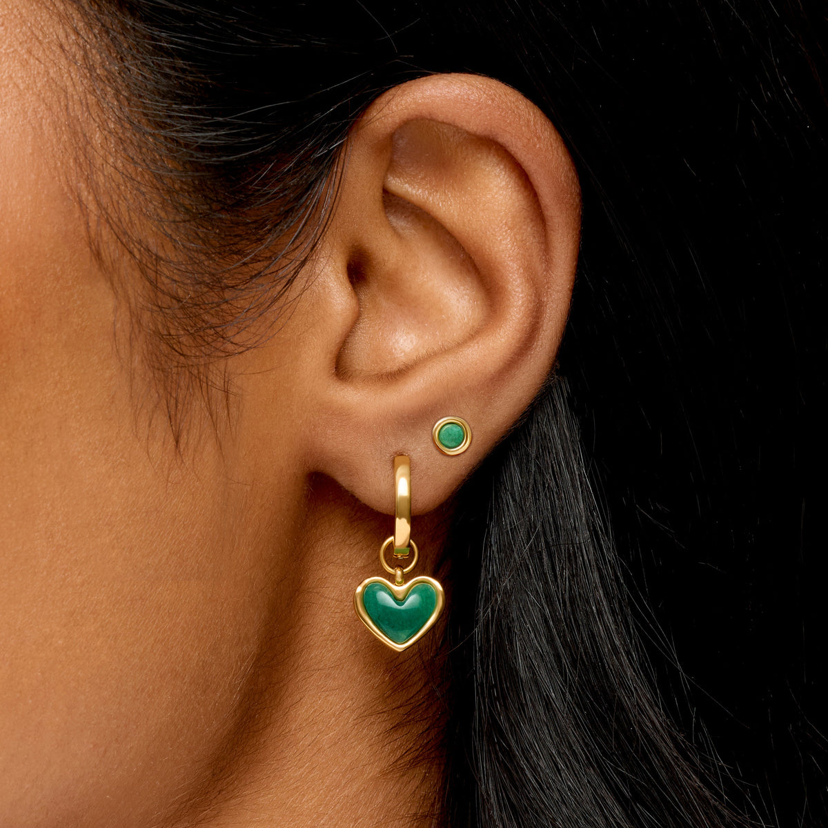 Green Quartz Huggie Earrings Set (Gold)