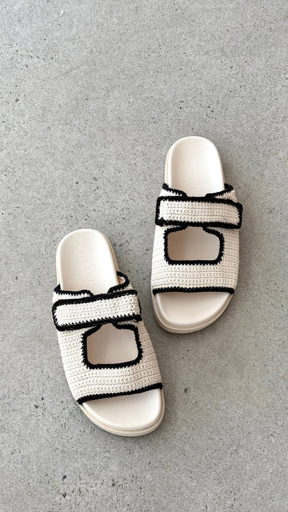 Abbot Sandals - White / Black Contrast