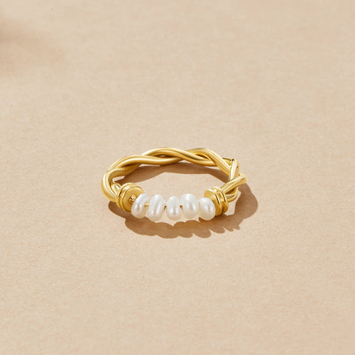 Twisted Classic Freshwater Pearl Ring