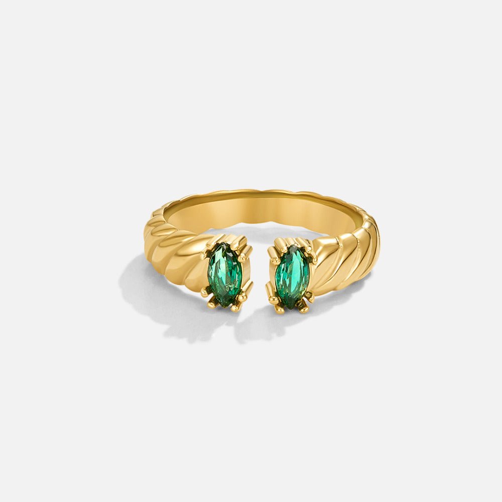 Tara Vintage Emerald Ring