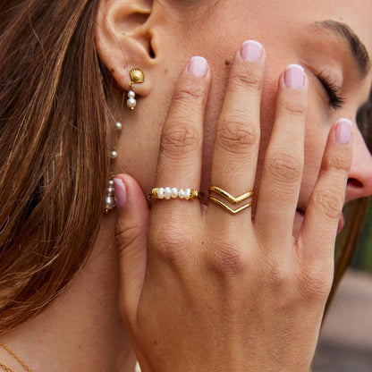 Twisted Classic Freshwater Pearl Ring